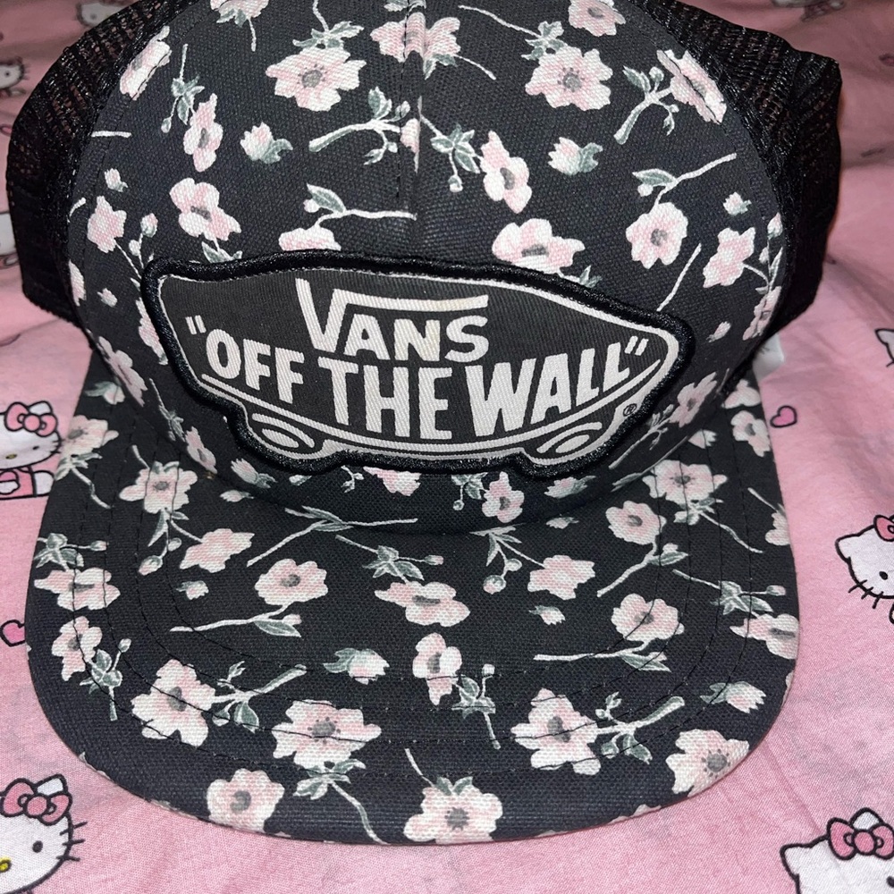 Vans beach girl trucker hat